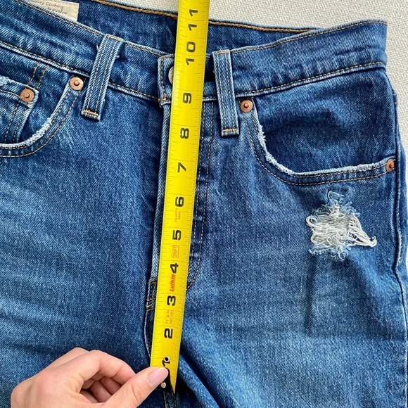 NWOT Levi’s Premium 501 Blue  Distressed Hem Denim Jeans Size 24-25 - Picture 11 of 15